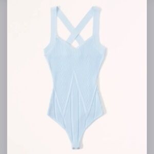 Abercrombie 	
Sweetheart Cross-Back Bodysuit